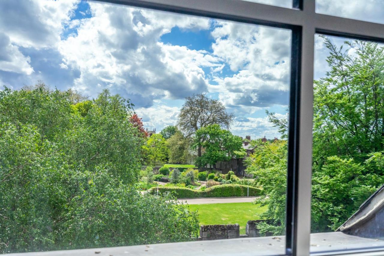 Apartment 7 Aspire York
